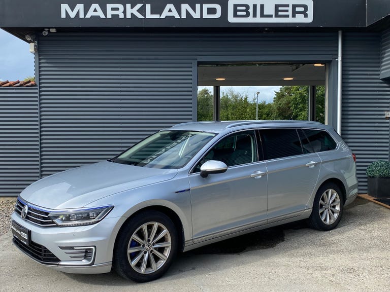 VW Passat GTE Variant DSG