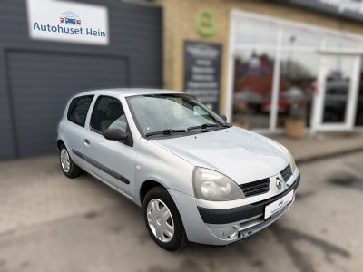 Renault Clio II 1,2 8V Authentique 3d