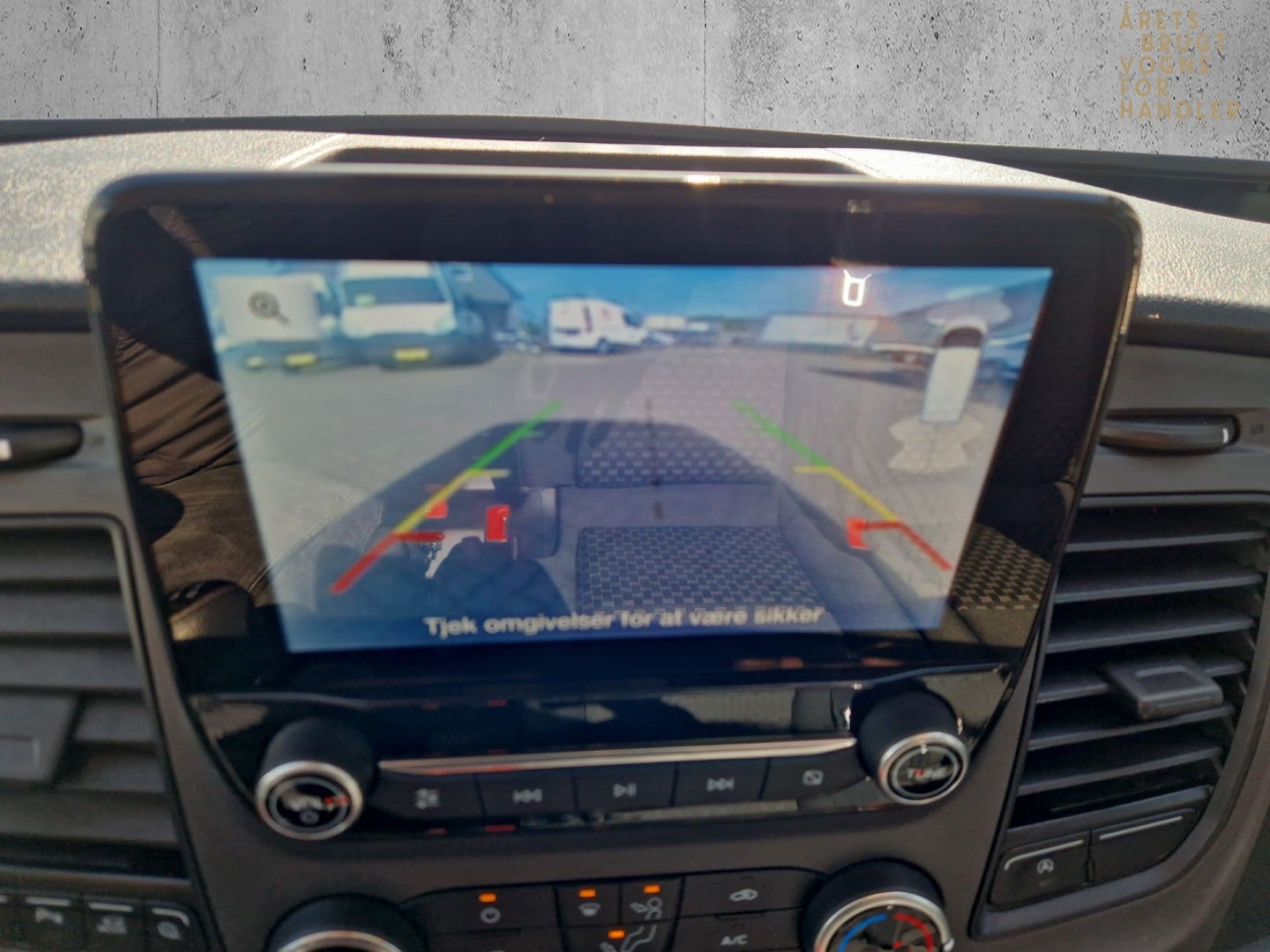 Billede af Ford Transit Custom 300L 2,0 TDCi 130 Trend