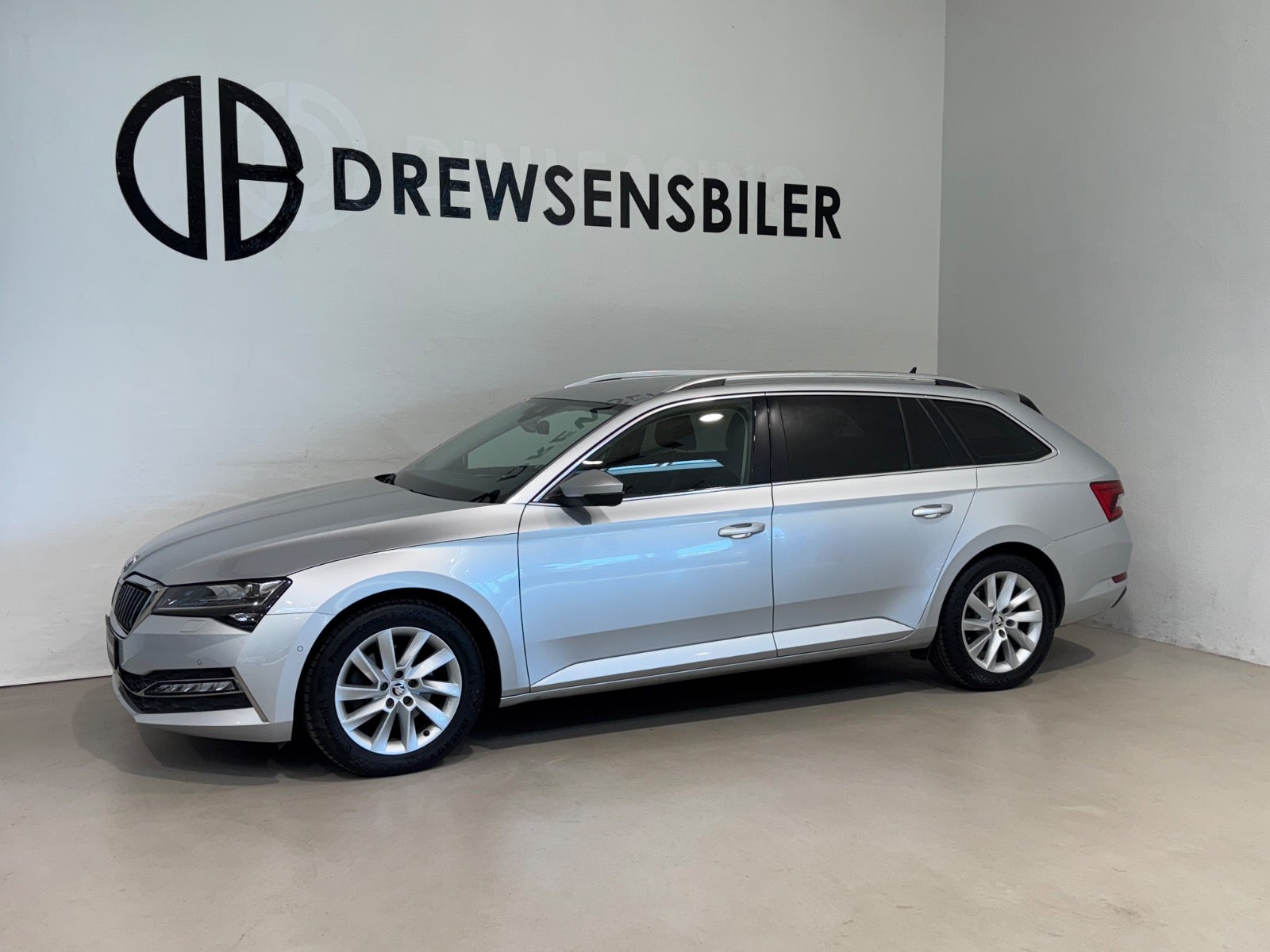 Skoda Superb TSi iV Business Executive Combi DSG