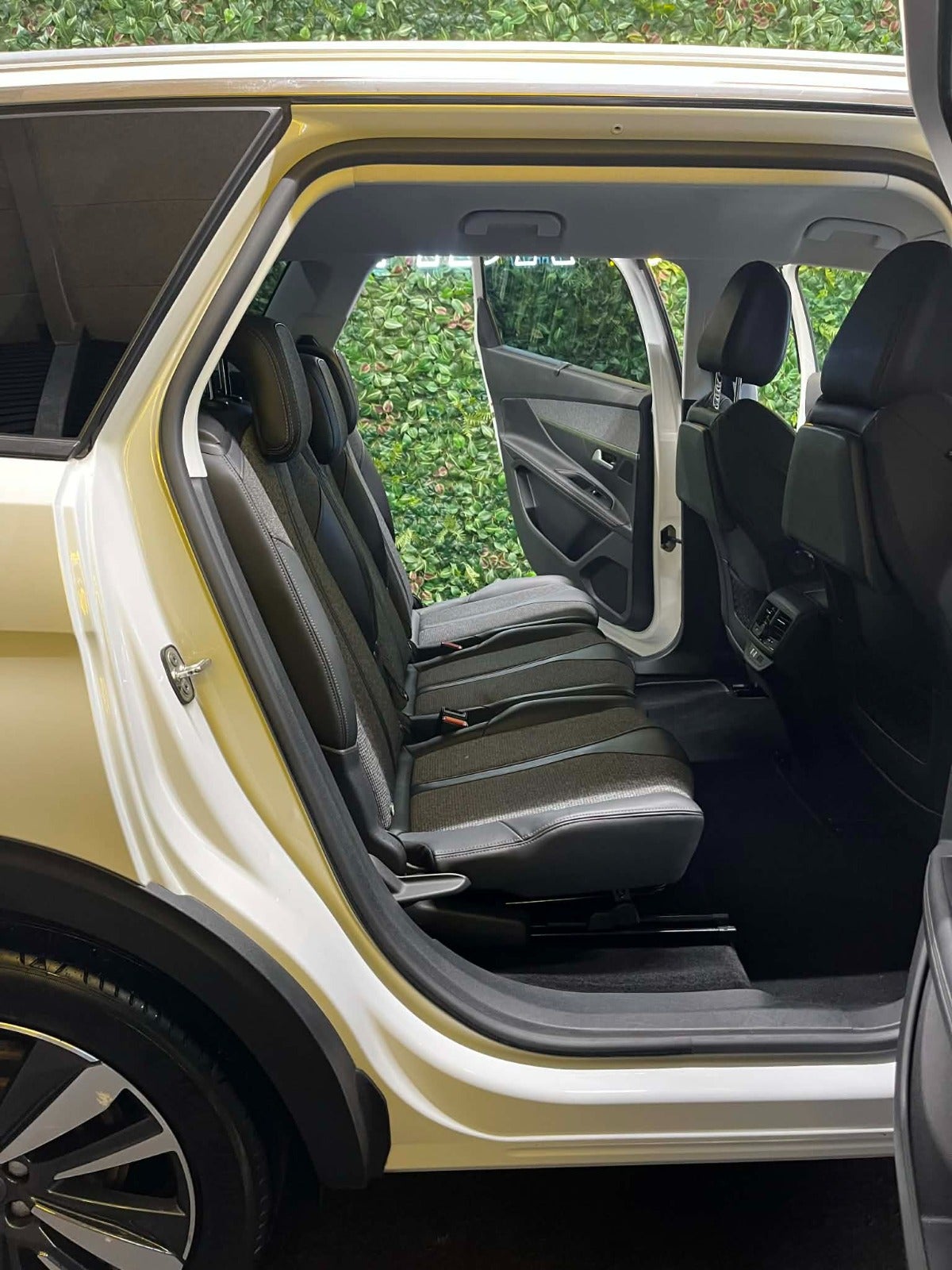 Billede af Peugeot 5008 1,2 PureTech 130 Allure 7prs