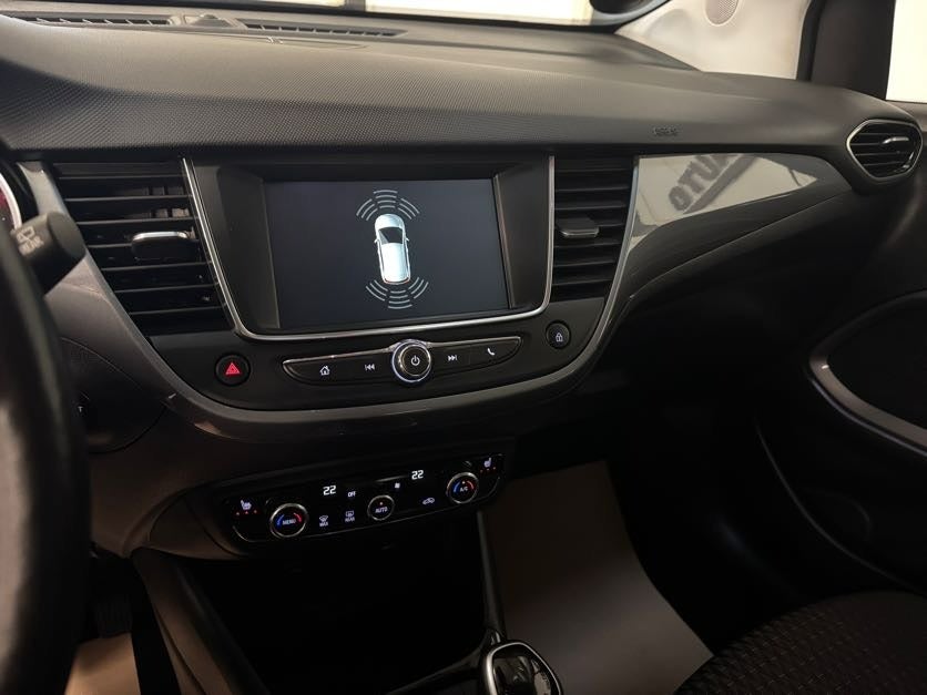 Opel Crossland X T 130 Sport aut. Opel Crossland X T 130 Sport aut.