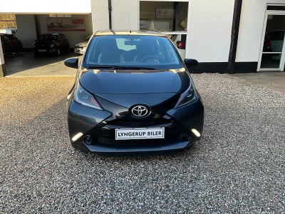 Toyota Aygo 1,0 VVT-i x-play 5d