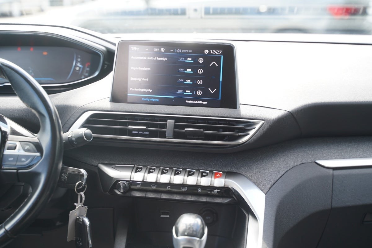Billede af Peugeot 3008 1,5 BlueHDi 130 Allure