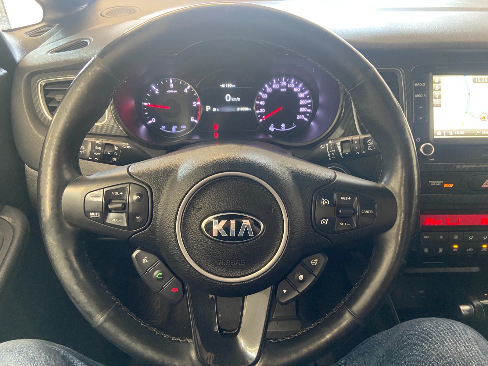 Kia Carens CRDi 141 Premium DCT 7prs