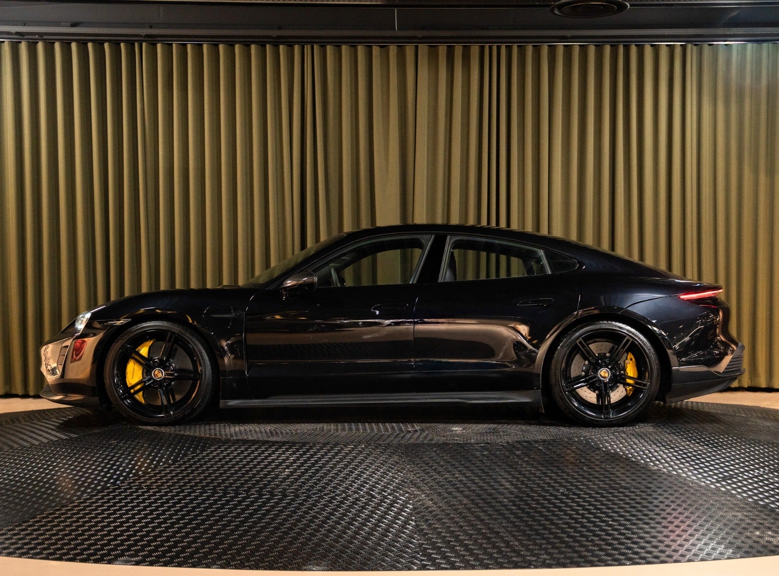 Billede af Porsche Taycan Turbo S  Performance+