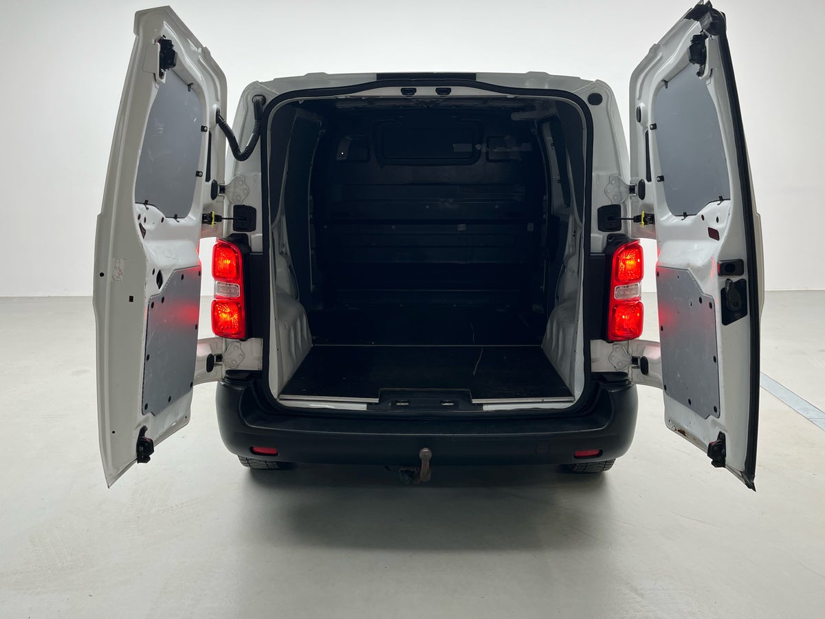 Toyota ProAce D 95 Compact Base billede 14