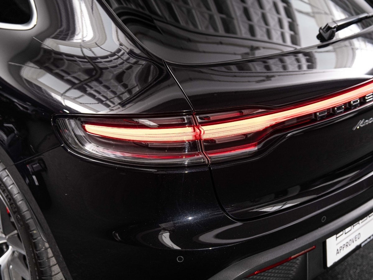 Gallery image 5 of 17