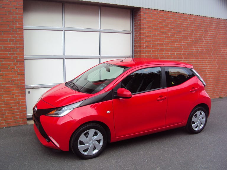 Toyota Aygo VVT-i x-play x-touch