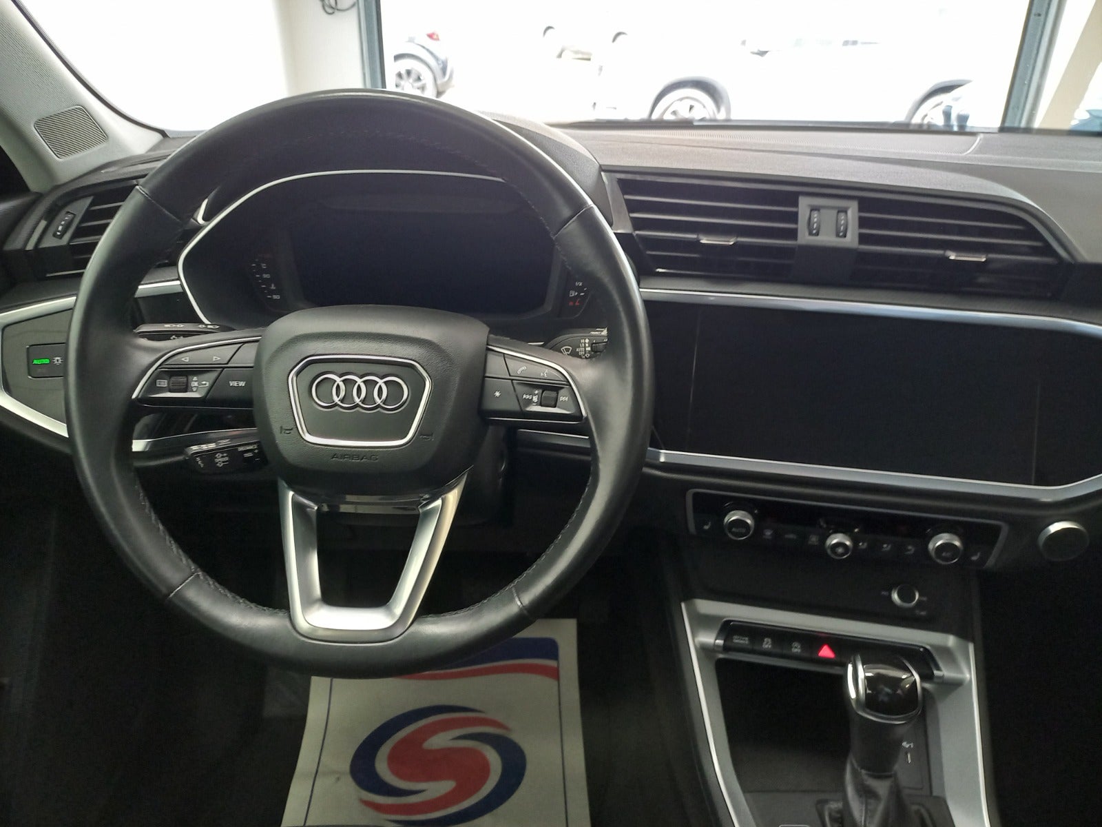 Audi Q3 2021