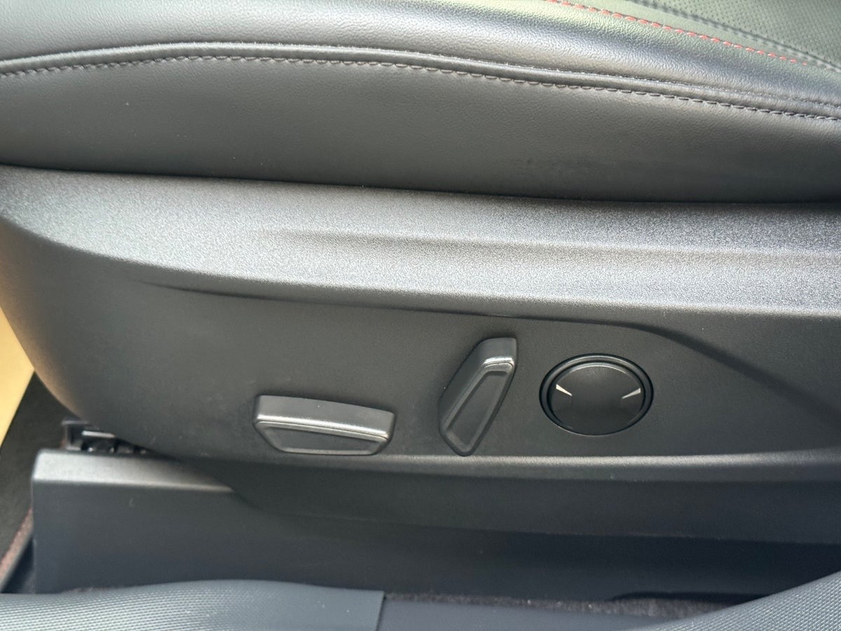 Billede af Ford Mustang Mach-E 75 Premium Standard Range AWD