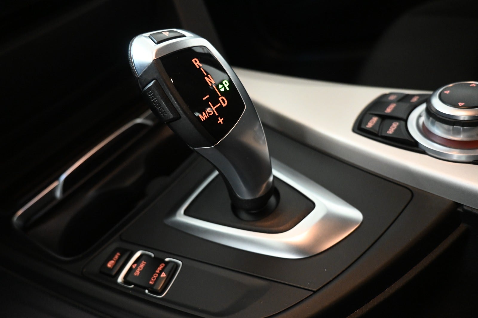 BMW 318i Touring aut.