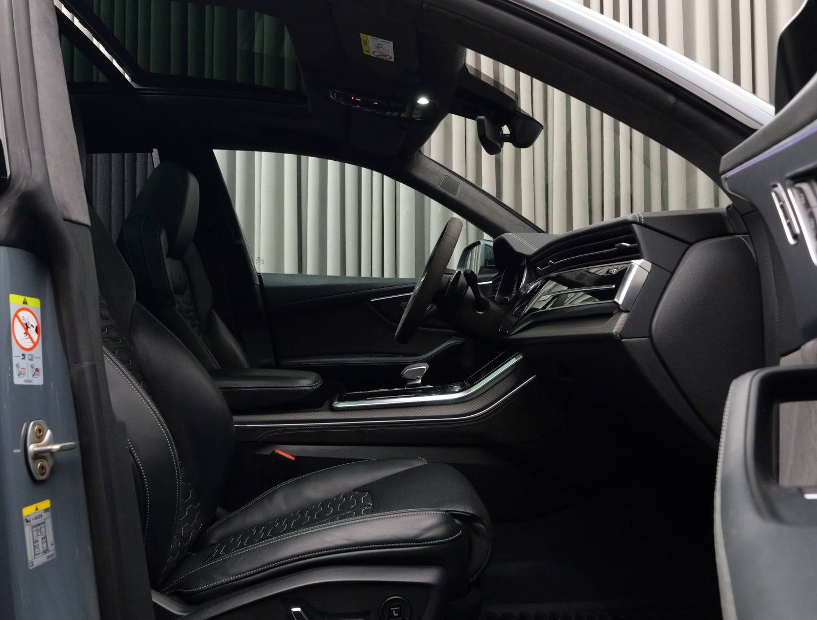 Audi RS Q8 TFSi quattro Tiptr. Van