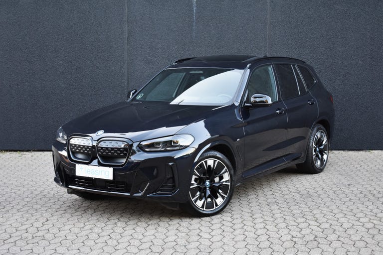 BMW iX3 Impressive M-Sport