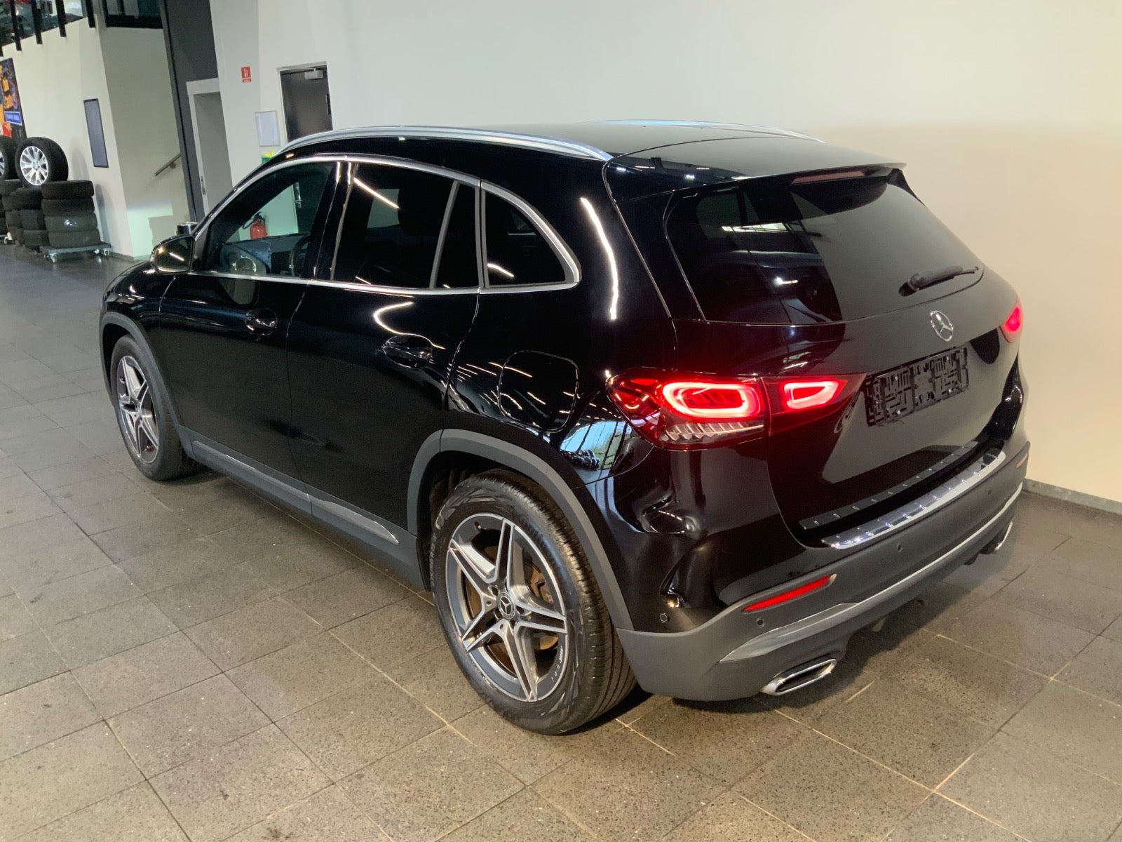 Mercedes-Benz GLA 200 (5/8)