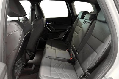 BMW iX1 xDrive30 X-Line