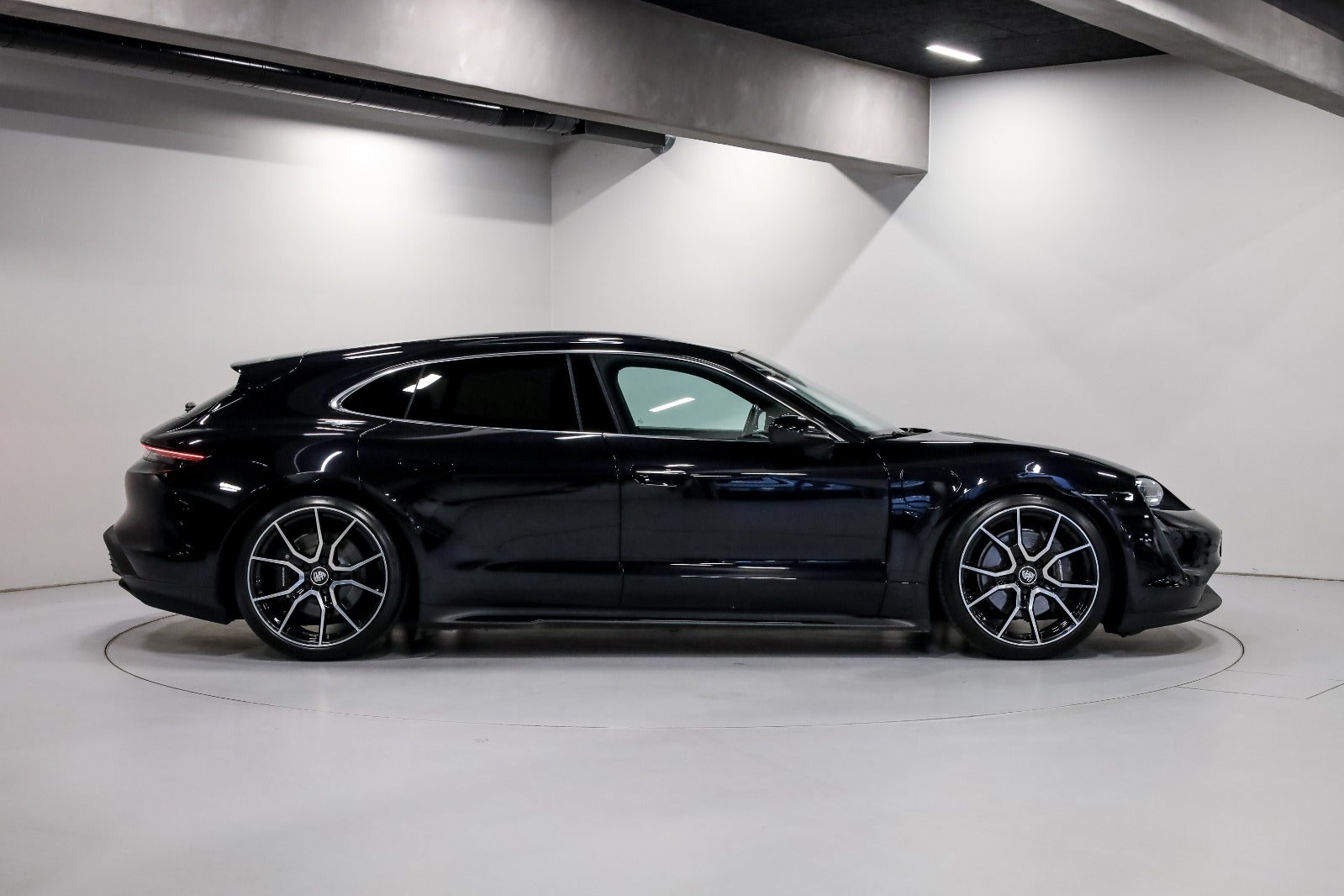 Porsche Taycan Performance+ Sport Turismo