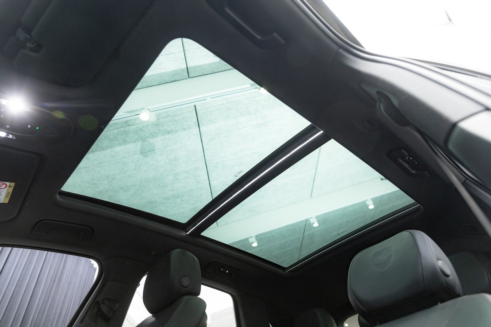 Gallery image 17 of 18