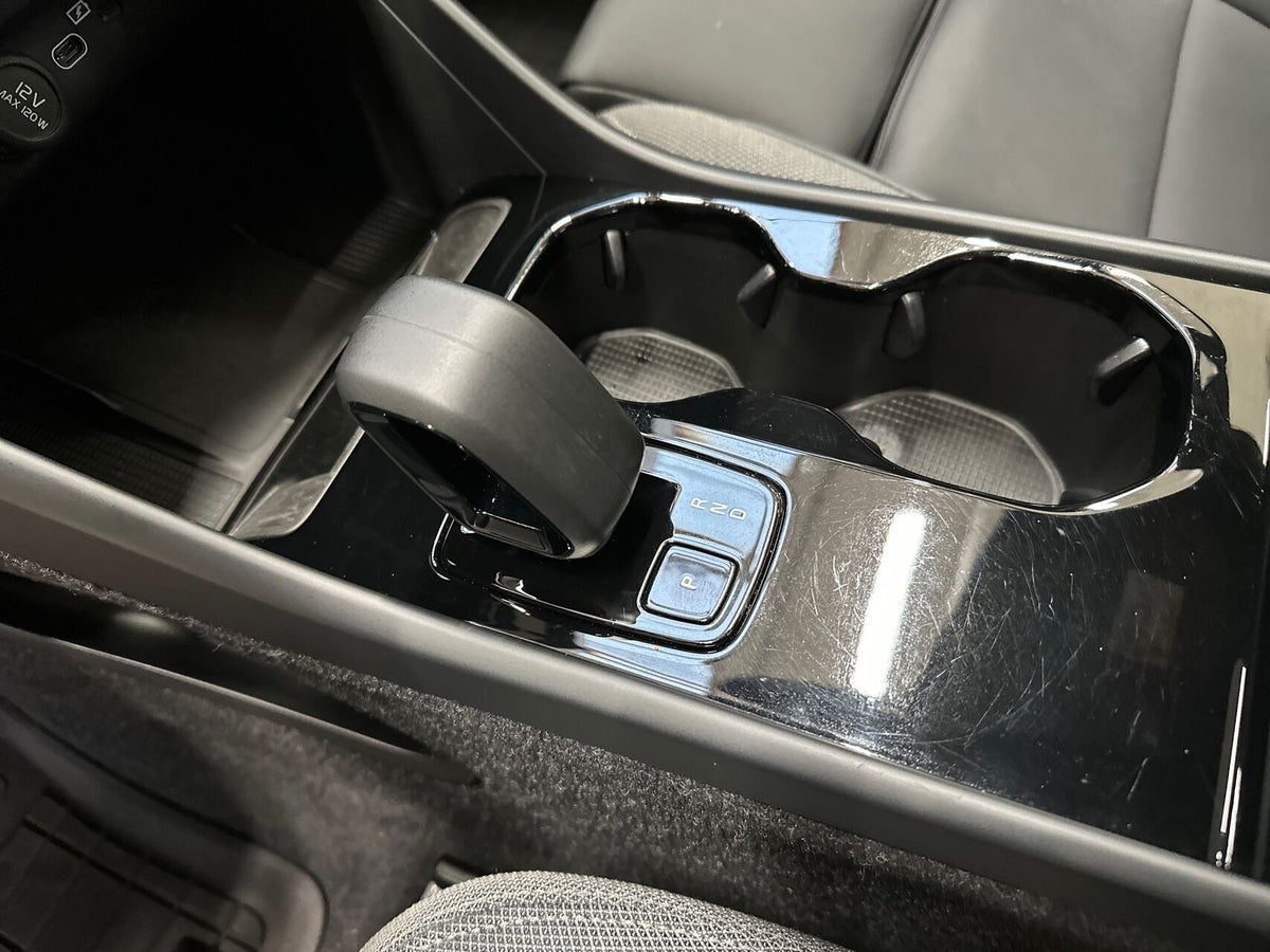 Volvo EX40 Extended Range Ultra billede 16