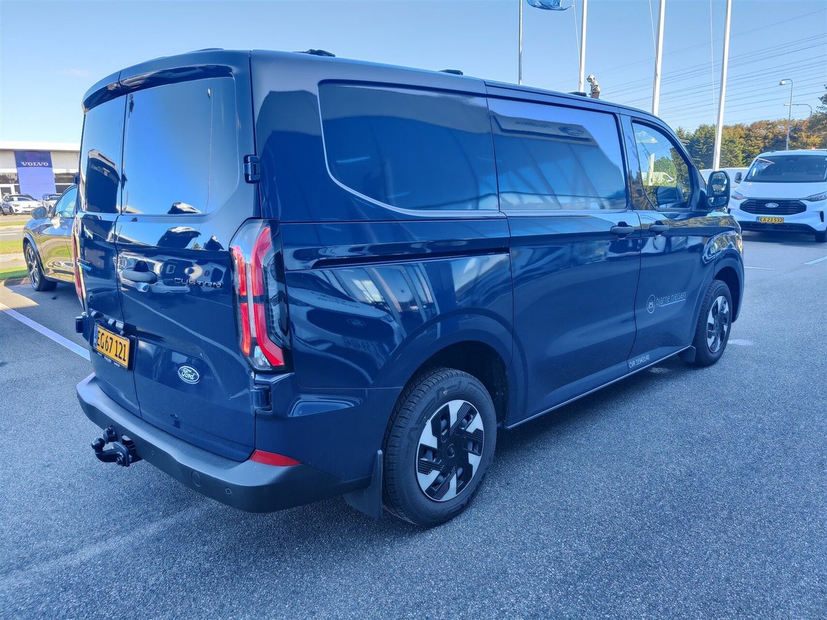 Ford E-Transit Custom 320S Trend billede 2