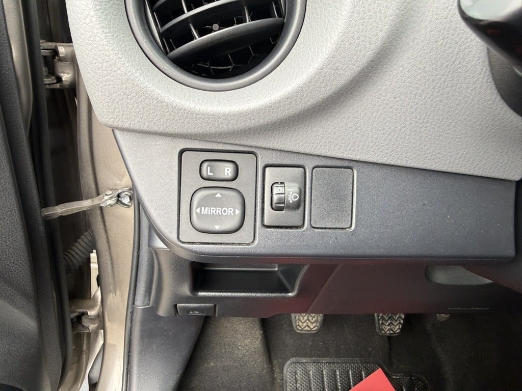 Billede af Toyota Yaris 1,0 VVT-i T2