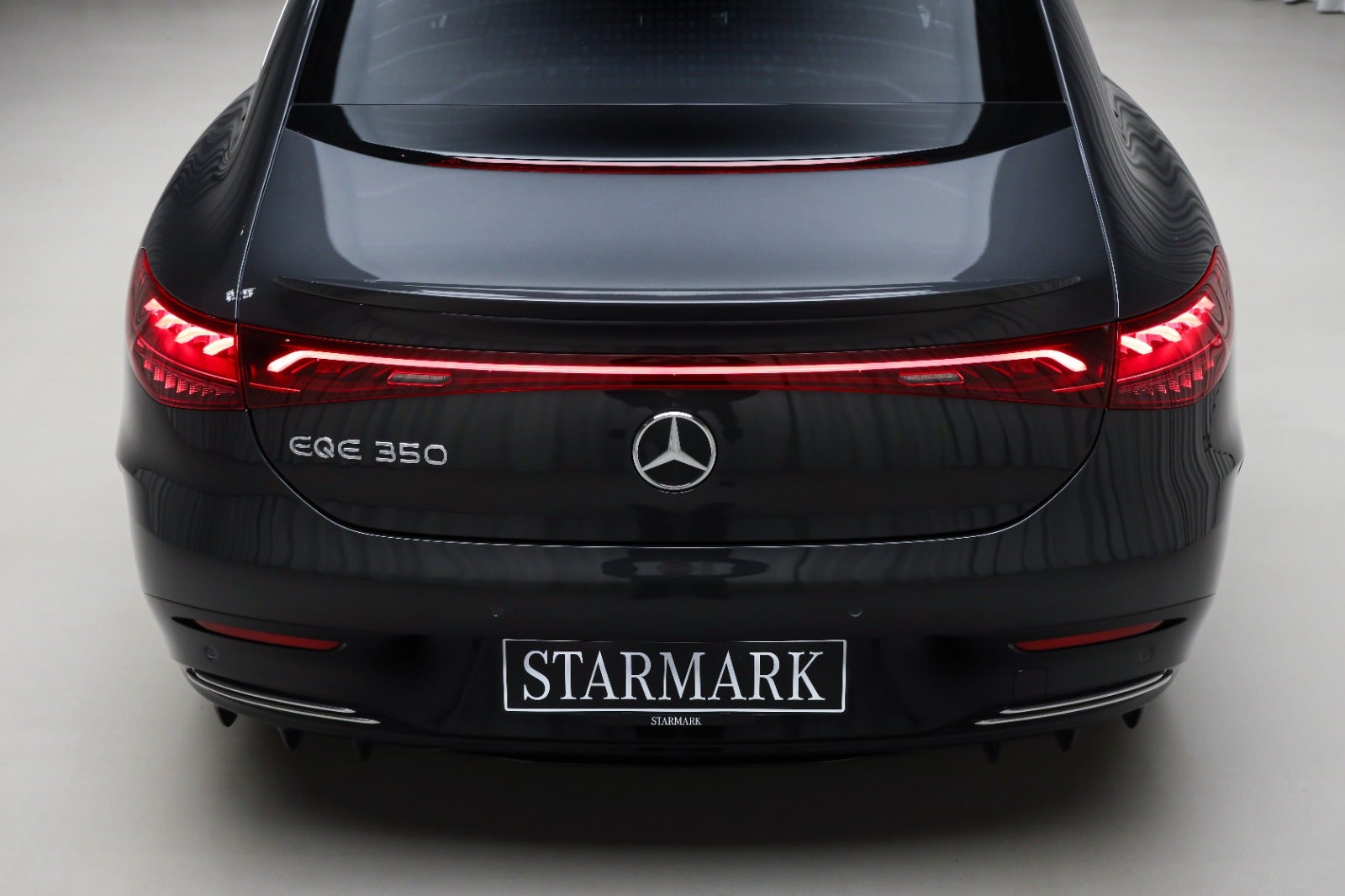 Mercedes-Benz EQE 350
