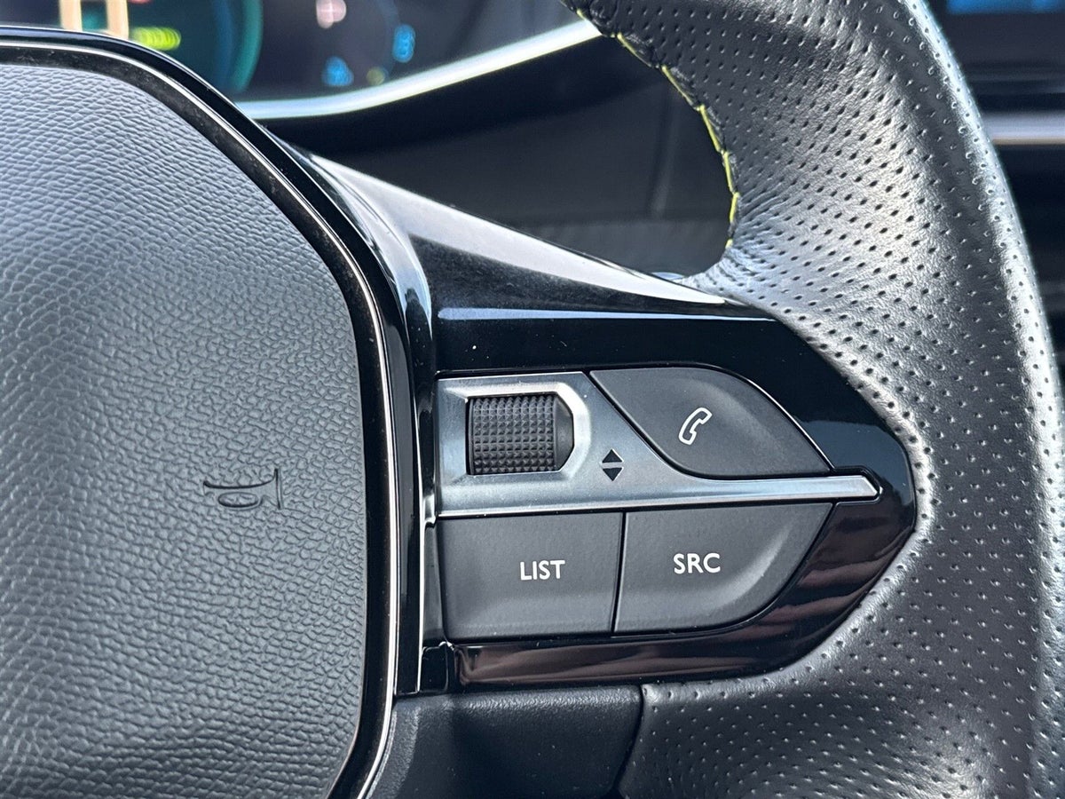 Peugeot e-2008 GT Sky billede 18