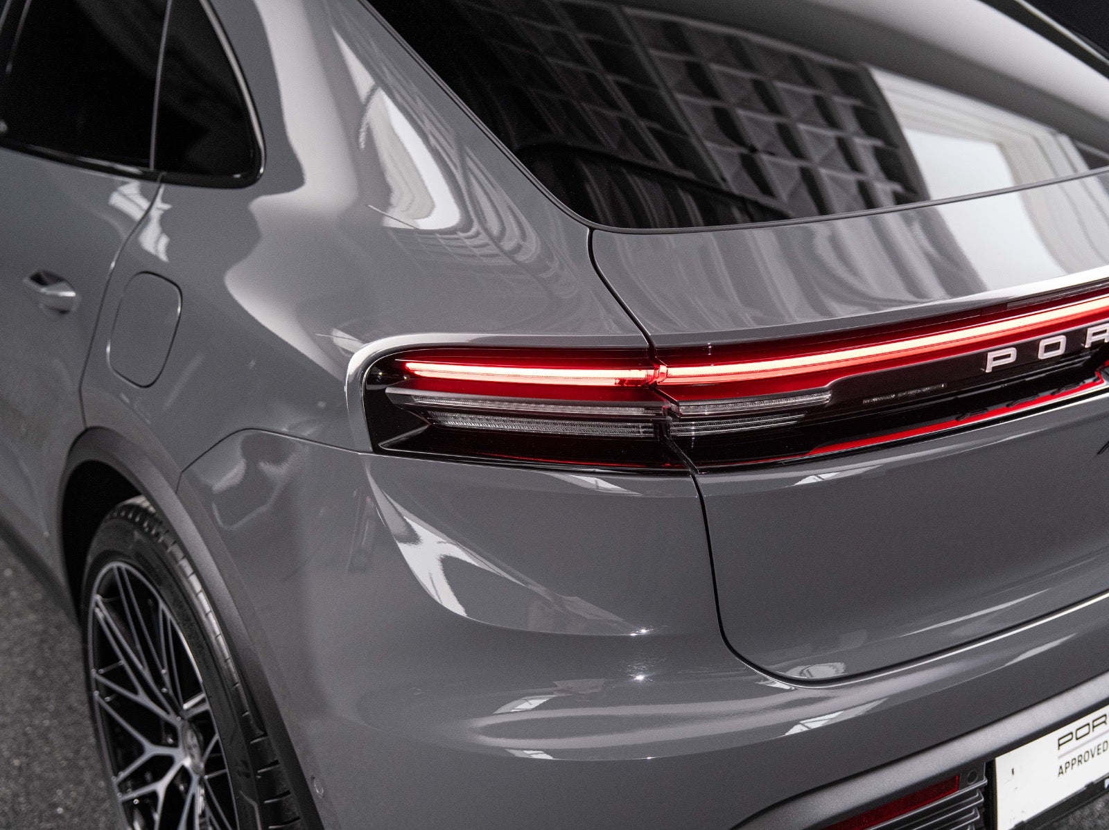 Gallery image 8 of 18