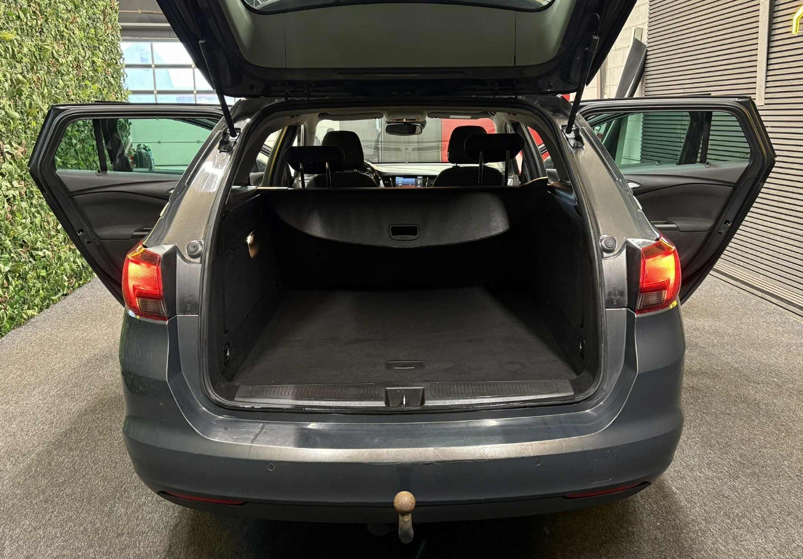 Billede af Opel Astra 1,4 T 150 Enjoy Sports Tourer aut.