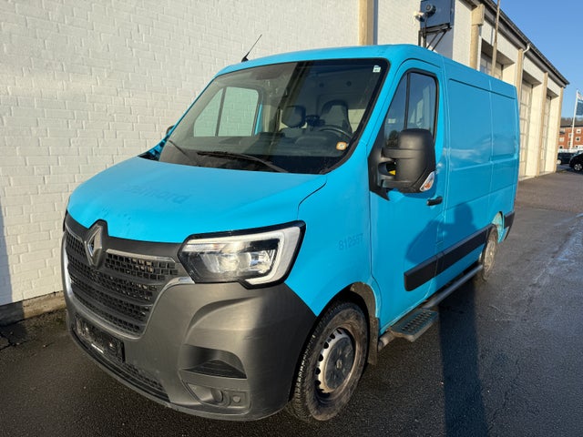 Renault Master IV T33