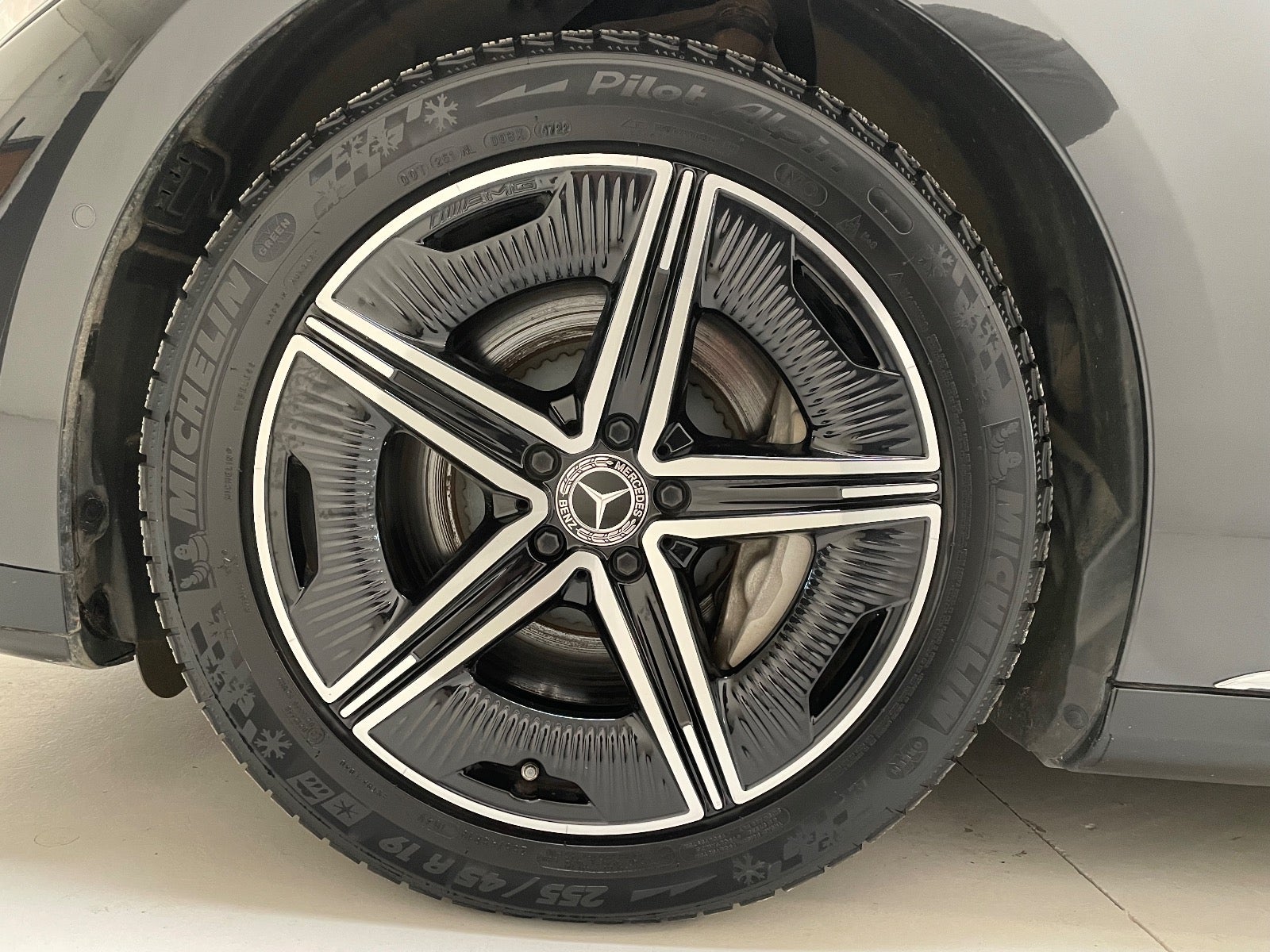 Billede af Mercedes EQE350  AMG Line