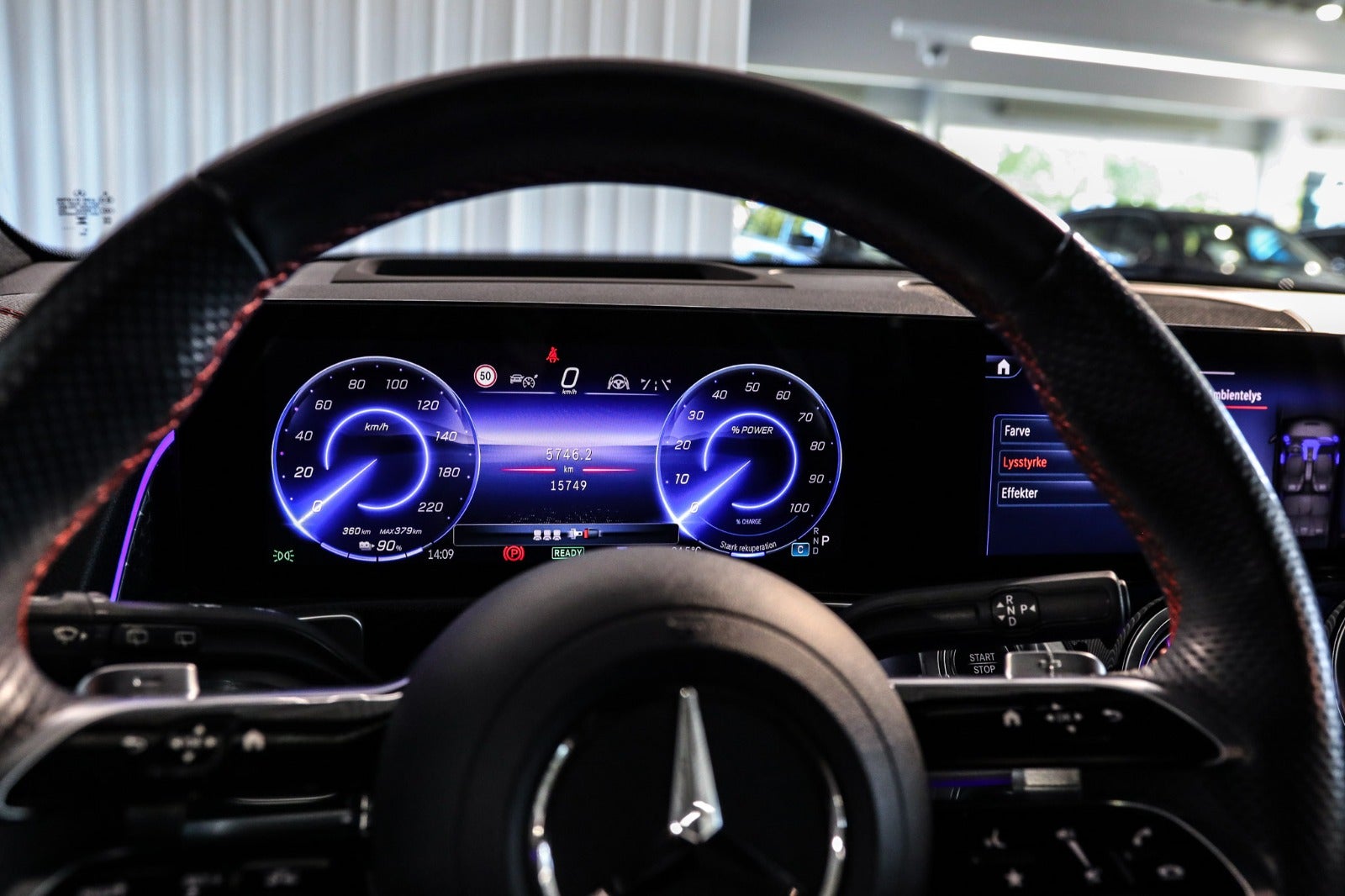 Billede af Mercedes EQB300  AMG Premium 4Matic