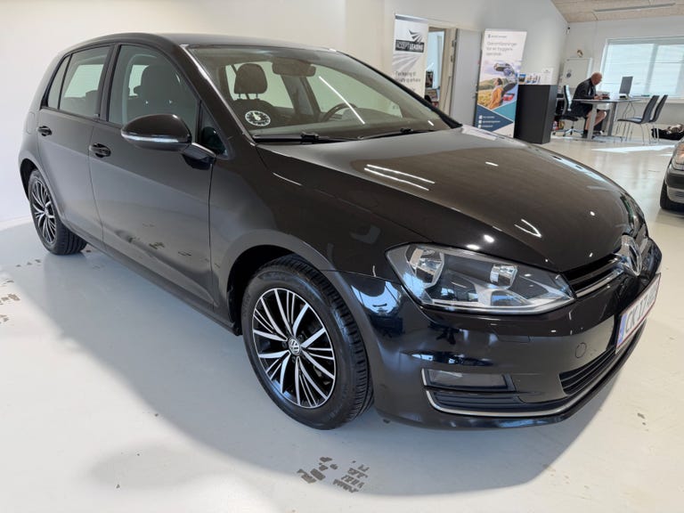 VW Golf VII TSi 125 Allstar DSG BMT