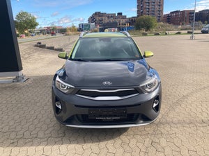 Kia Stonic T-GDi Advance Intro