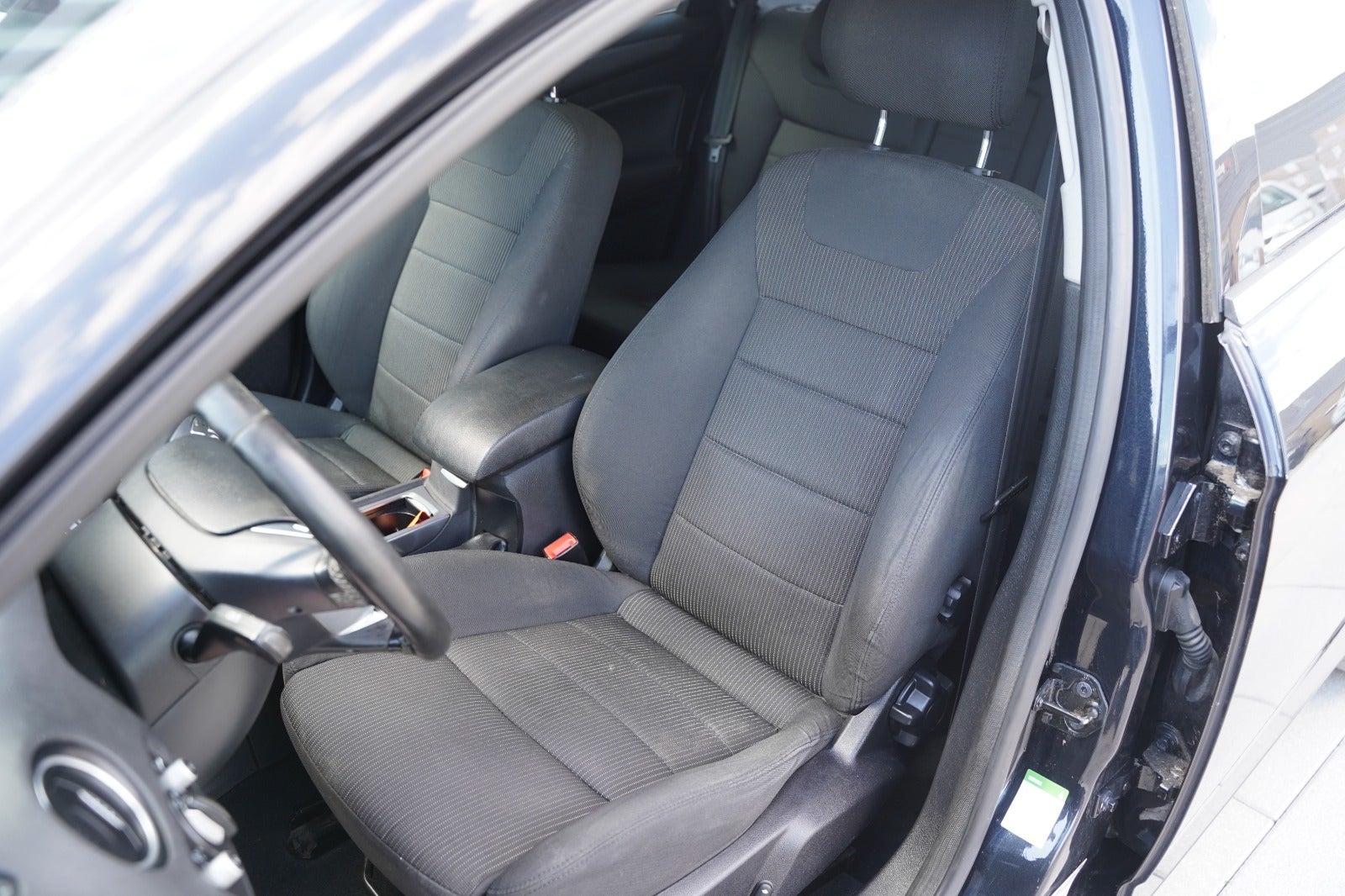 Billede af Ford Mondeo 2,0 SCTi 203 Titanium stc. aut.