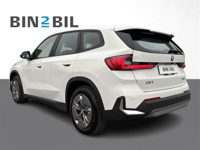 BMW iX1 xDrive30 billede 2