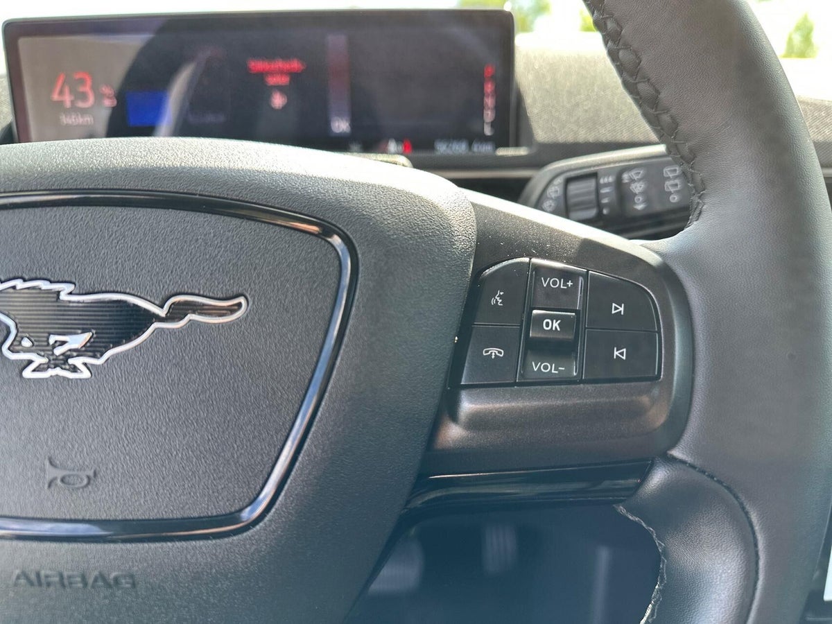 Ford Mustang Mach-E Standard Range billede 16