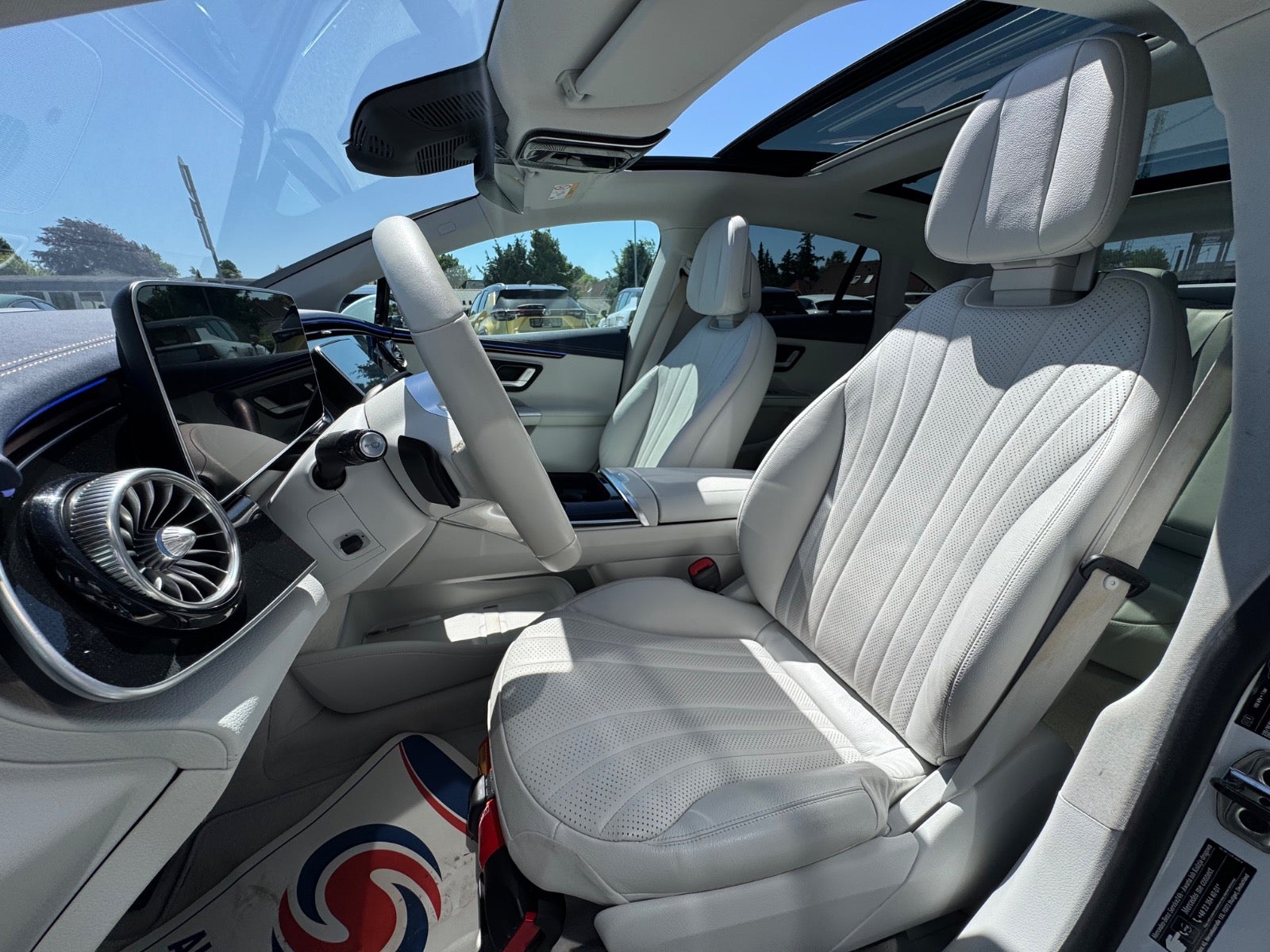 Billede af Mercedes EQE350  4Matic
