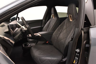 BMW iX xDrive40 Fully Charged