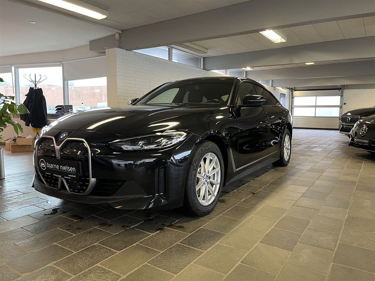 BMW i4 eDrive40 billede 1