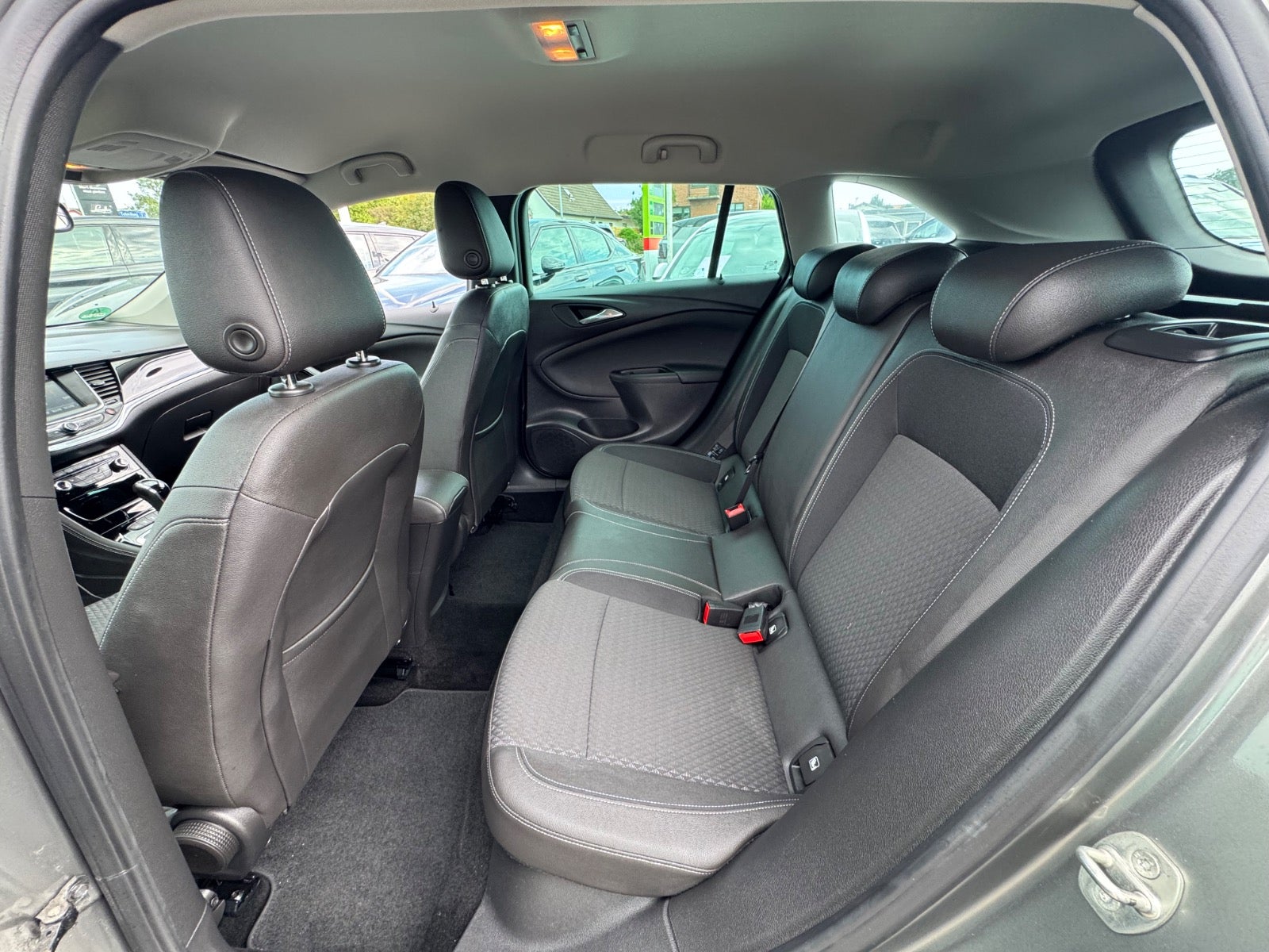 Billede af Opel Astra 1,4 T 150 Dynamic Sports Tourer aut.