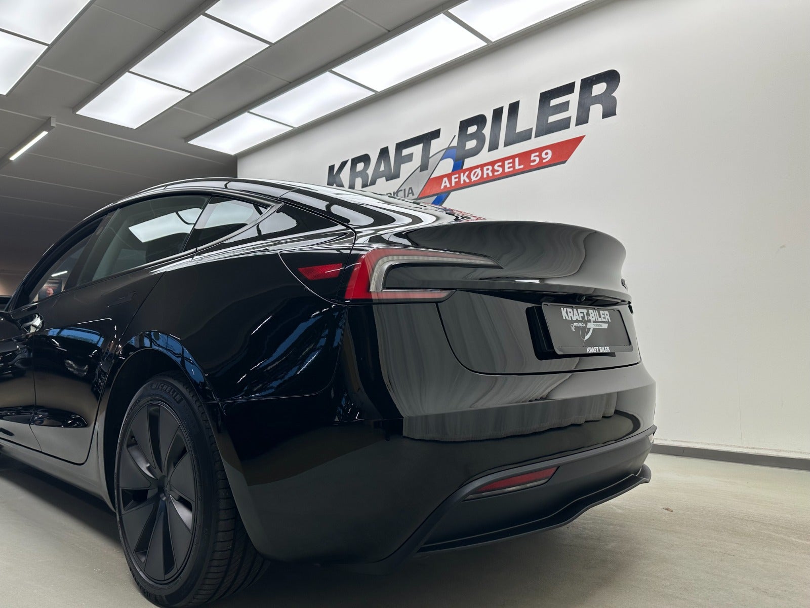 Billede af Tesla Model 3  RWD