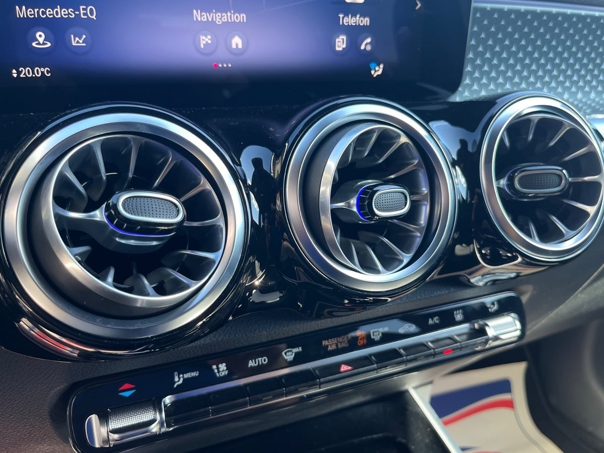 Billede af Mercedes EQB300  AMG Line 4Matic