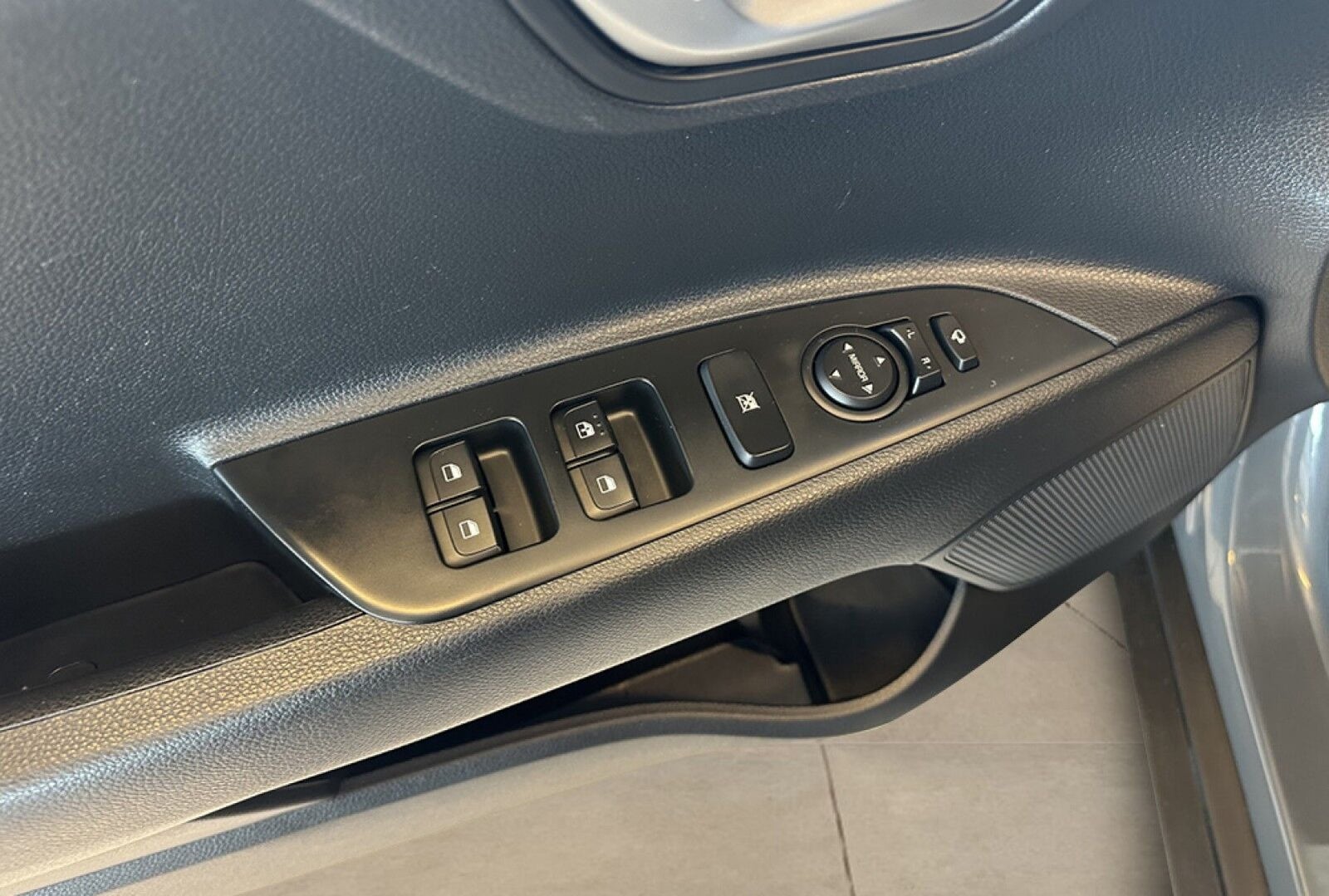 Kia Stonic T-GDi mHEV Prestige Upgrade iMT