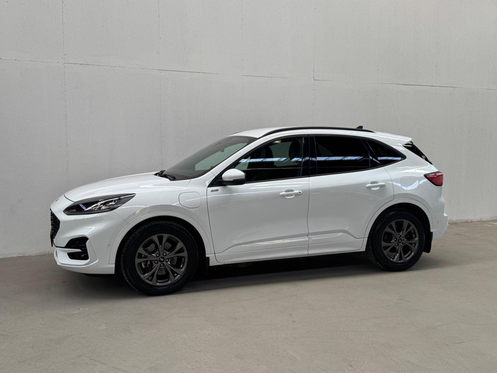 Ford Kuga PHEV ST-Line X CVT A