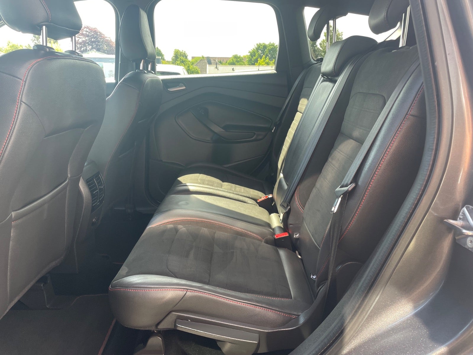 Billede af Ford Kuga 2,0 TDCi 120 ST-Line aut.