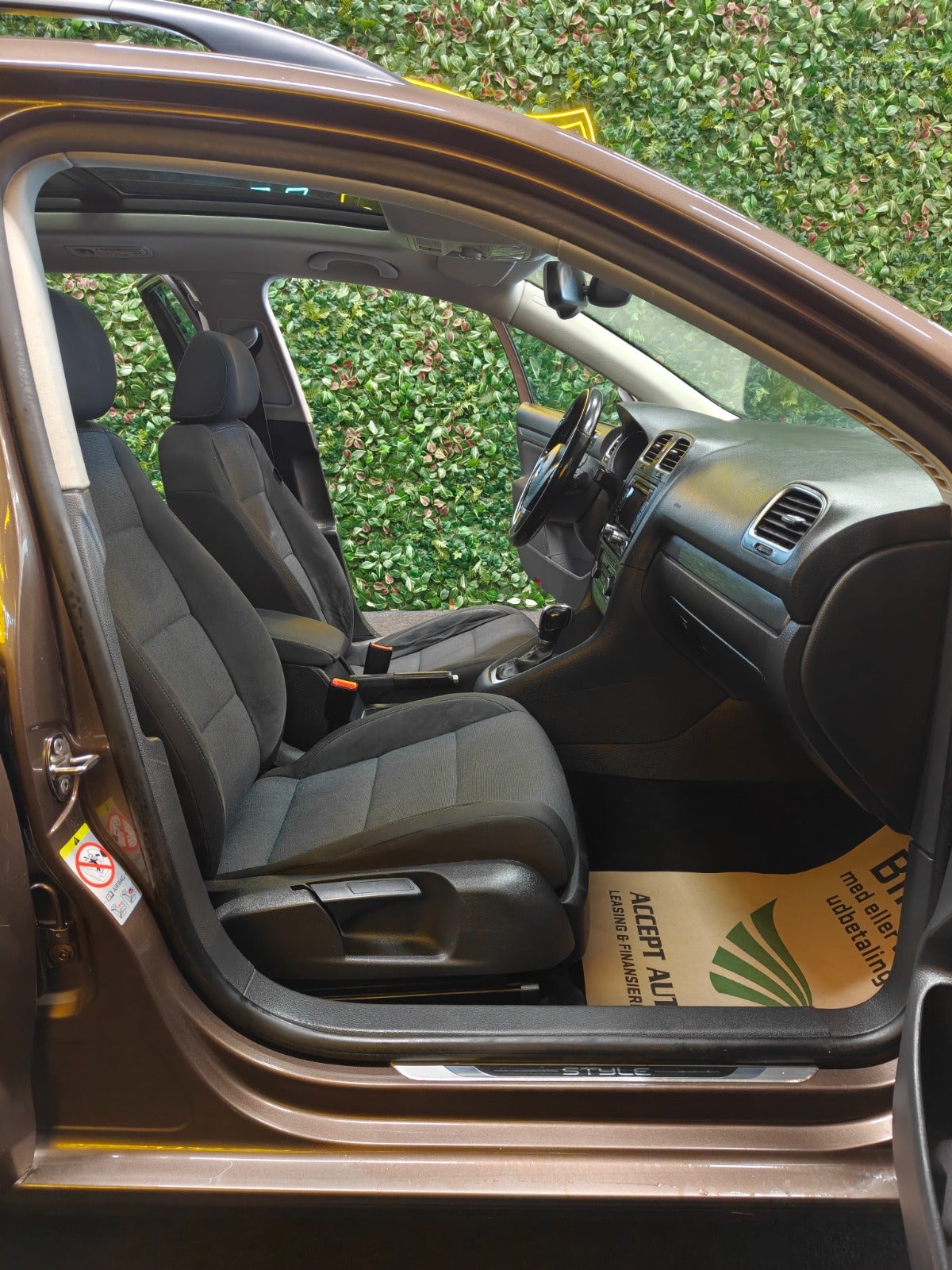 Billede af VW Golf VI 1,6 TDi 105 Style Variant DSG