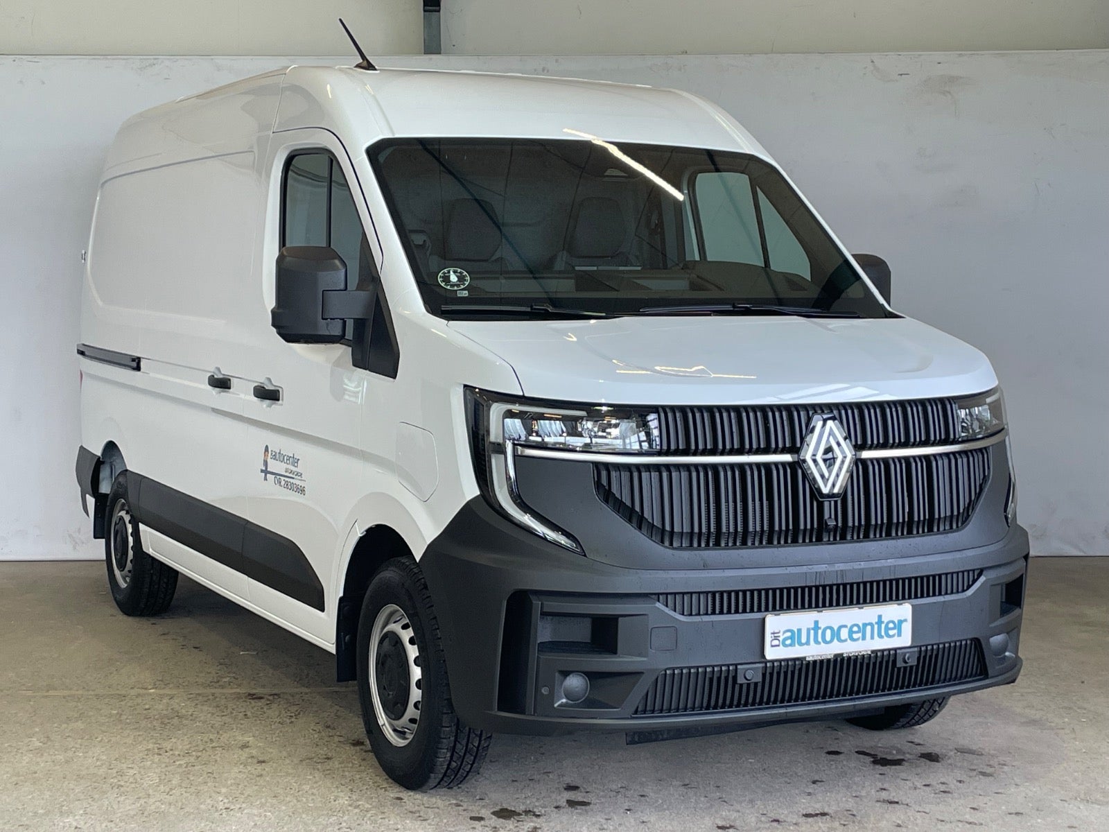 Renault Master V T35 E-Tech L2H2 Kassevogn Tekno