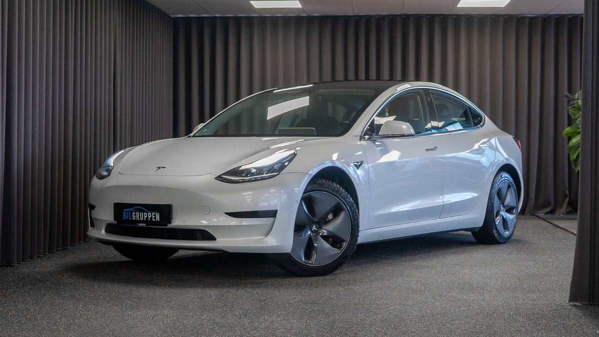 Billede af Tesla Model 3  Standard Range+ RWD