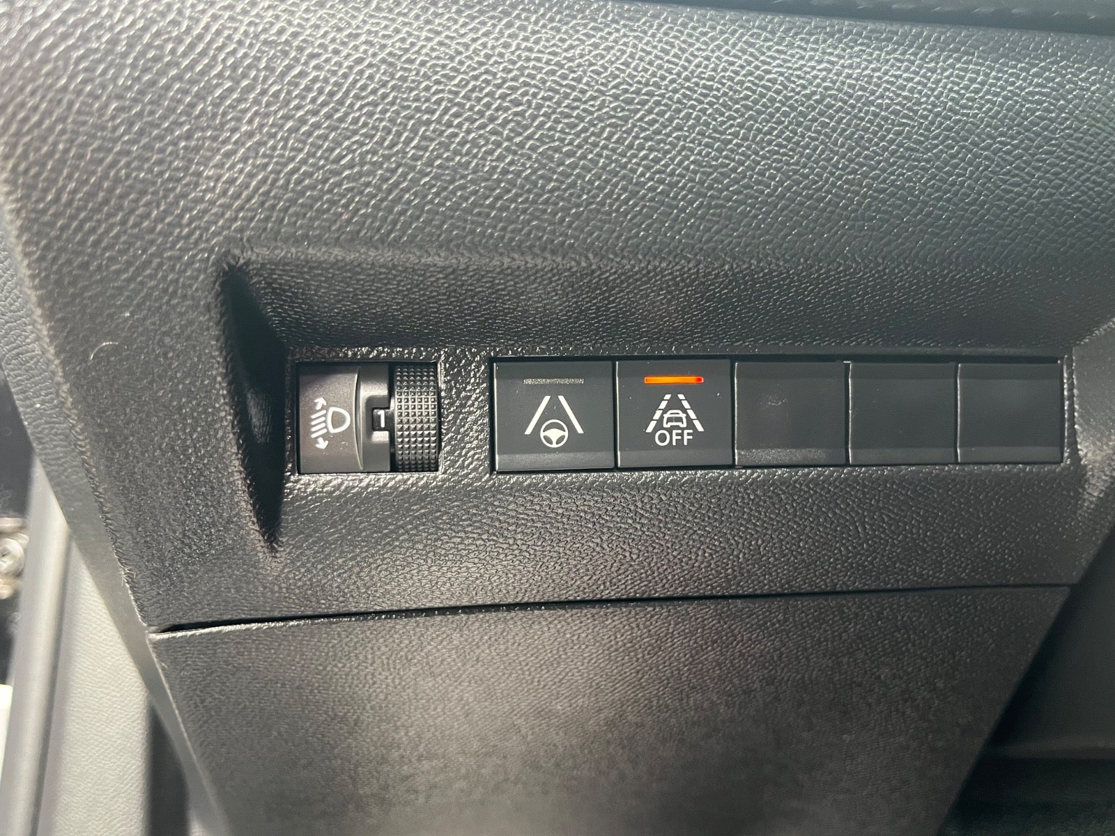 Billede af Peugeot 2008 1,5 BlueHDi 130 Allure Pack EAT8
